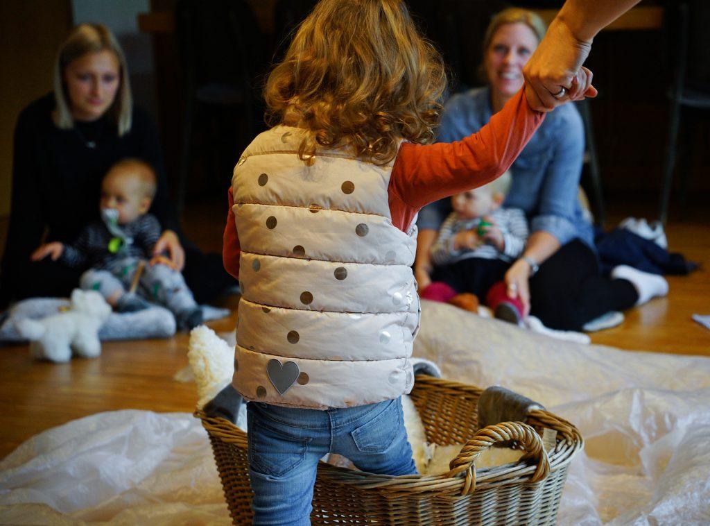 Kind steigt in "Boot"